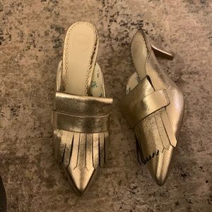 Super comfy gold metallic mules